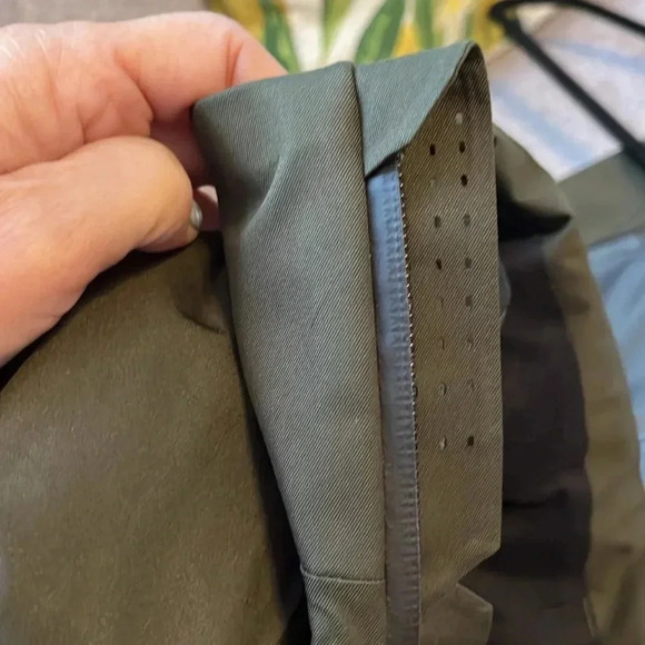 Ralph Lauren Polo rain jacket - Picture 12 of 12